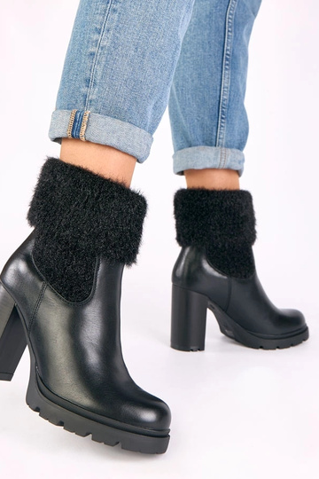 Randy schwarze Stiefel mit dekorativem Schaft 2