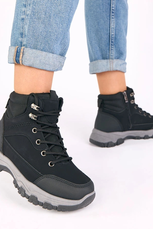 Briana schwarze Plateau-Boots