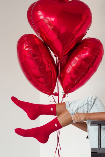 Rote Damensocken „Drobne Serduszko"
