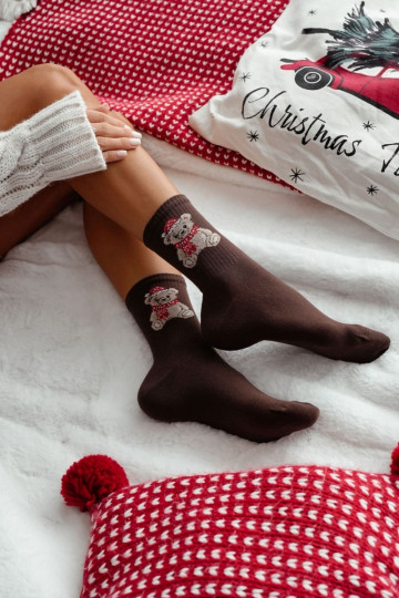 Schokoladenfarbene Damensocken für Weihnachten mit Bärenmotiven „Santa Clause"