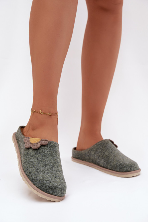 Hausschuhe Feminin Mit einer Blume Inblu CS000043 grüne Farbe
