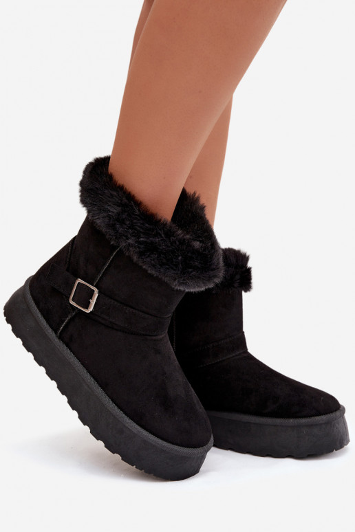Schneestiefel Feminin mit einer Plattform mit Schnallen und ein Pelzmantel schZuarze Farbe Jesella