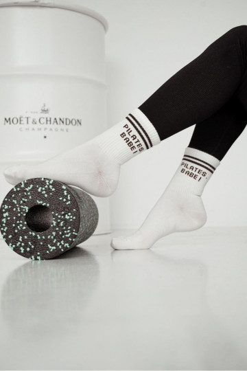 Socken Femininbraune Farbem Ermöglichtpisem PILATES, BABE! elfenbeinfarbe