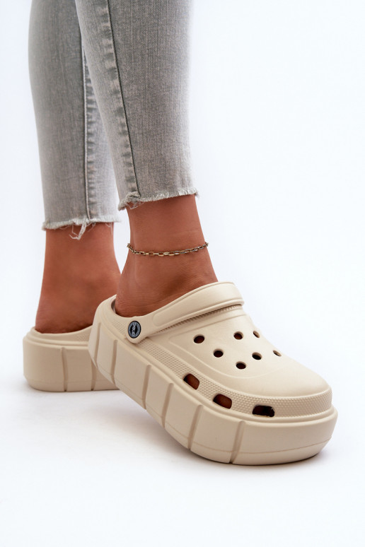 Leichte Hausschuhe Damenhausschuhe mit einer Plattform Beige Itubia