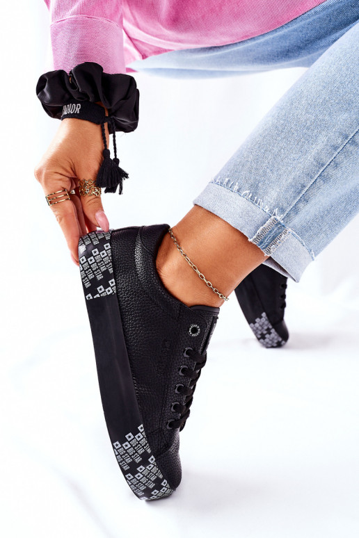 Frauen Schuhe mit einer Plattform BIG STAR II274183 schZuarze Farbe