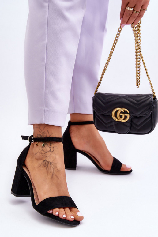 aus INildleder Sandalen mit Absätzen schZuarze Farbe Es mussdame