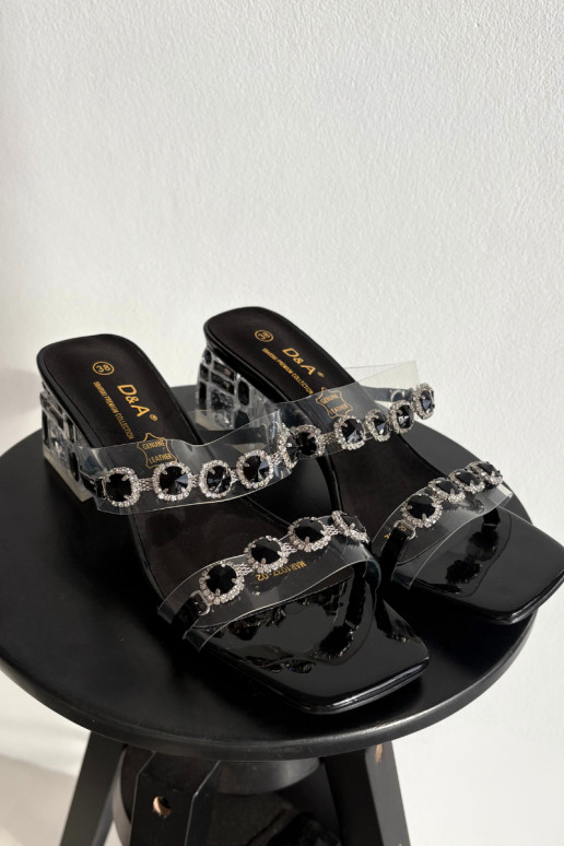 Damenhausschuhe mit leuchtenden Augen D&A MR1037-02 schZuarze Farbe