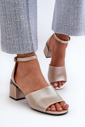 Damensandalen mit Absätzen aus Öko-Leder goldene Farbe Horissa