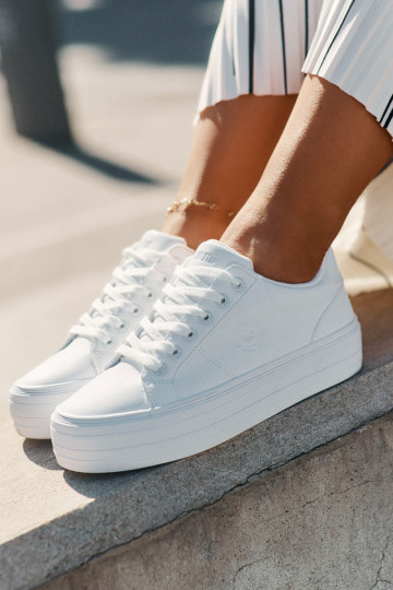 Eko Haut Freizeitschuhe mit einer Plattform Big Star RR274298 Zueiße Farbe