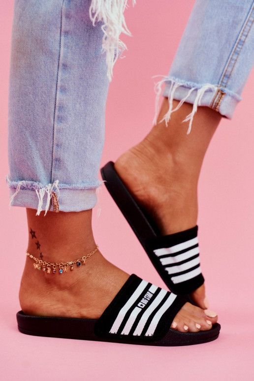 Damenhausschuhe Big Star FF274A353 schZuarze Farbe