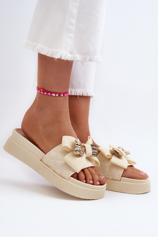 Feminin Hausschuhe mit Bändern i Teddybärenm Beige Katterina