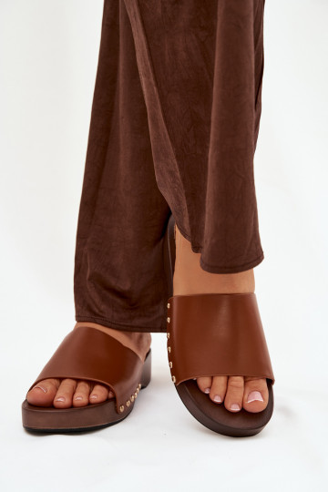 Damenflip-Flops mit Nieten in Braun Terissa 2