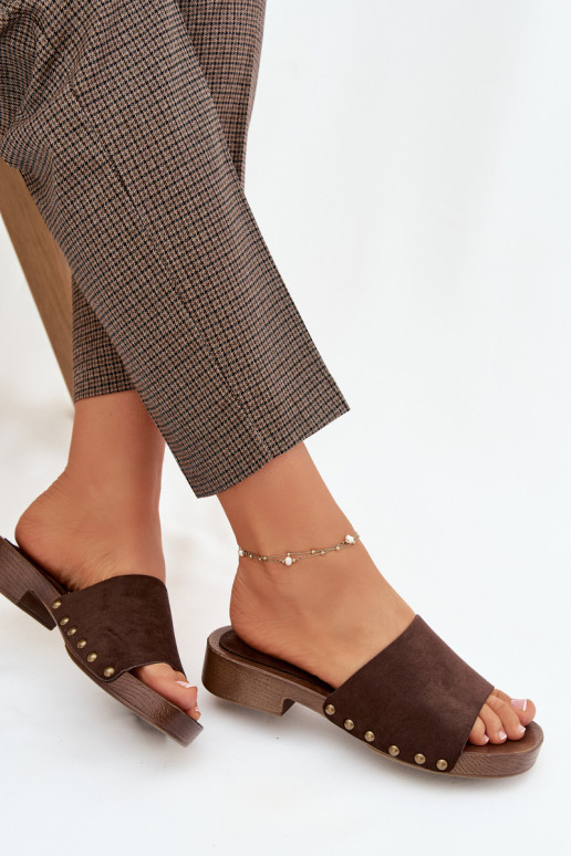 Damenhausschuhe mit breiten Absätzen Ze goldene Farbemi Stollen CzekoladoZue Girella