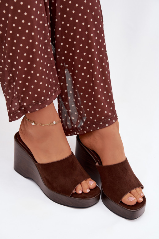 Damenhausschuhe Auf einem Keil CzekoladoZue Ravelia