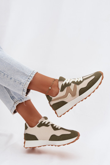 Turnschuhe Feminin mit einer Plattform grüne Farbe Janelora