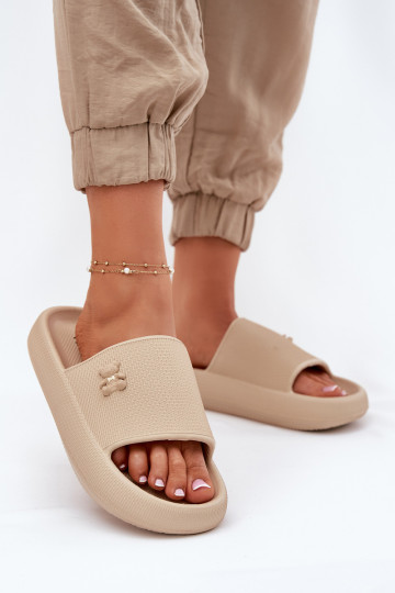 Leichte Hausschuhe Damenhausschuhe mit einer Plattform Mit Bär Vinceza 75210 Beige 2