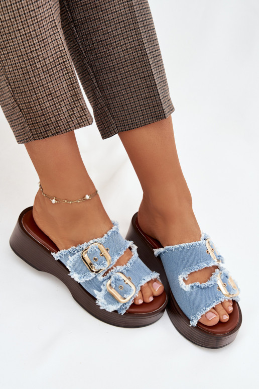 Damen-Pantoletten mit Plateau in Goldfarbe und blauen Schnallen