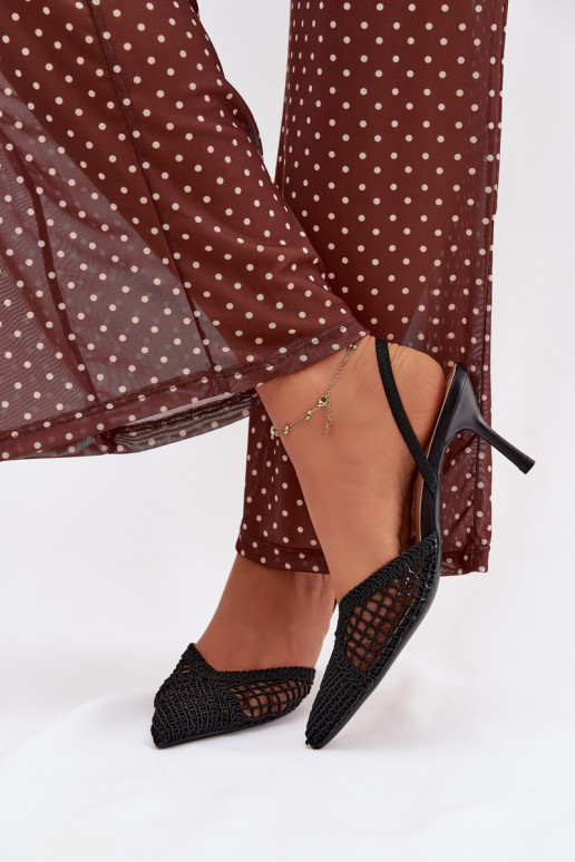 Schwarze „Hanelis" Sandalen mit Lochmusterelementen und dünnen Absätzen