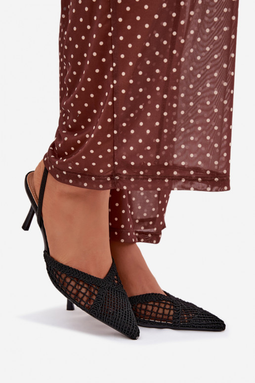 Schwarze „Hanelis" Sandalen mit Lochmusterelementen und dünnen Absätzen