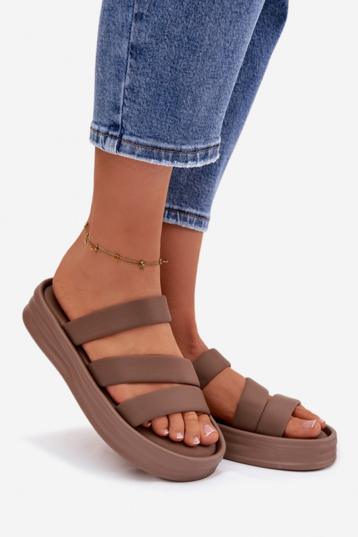  Damenhausschuhe mit einer Plattform mit Streifen Khaki-Farbe Liorine