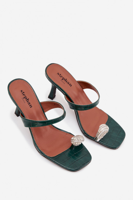 Damenhausschuhe mit dünnen Absätzen Mit Dekorationen Detalem ButelkoZua Zieleń Lorissa