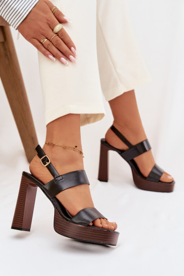 Damen High Heels Sandalen und Plattform aus Kunstleder in Schwarz Hanelia