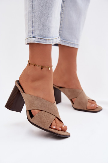 Damenhausschuhe mit Absätzen Beige Denessa 2