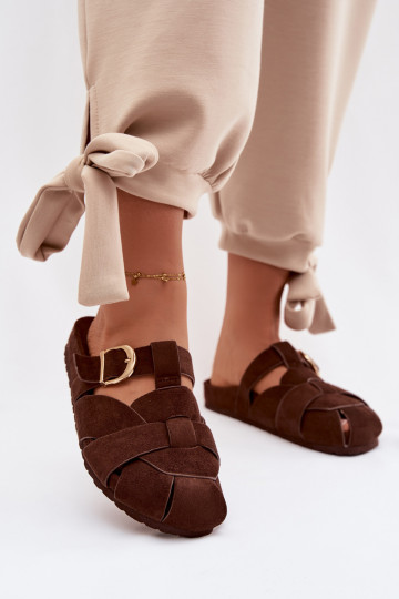 Damen Mules mit Riemchen und goldenen Schnallen in schokoladenfarbener Ganelle