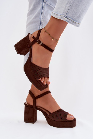 Damen-Sandalen mit hohen Absätzenaus Öko-INildlederu CzekoladoZue Iserelle