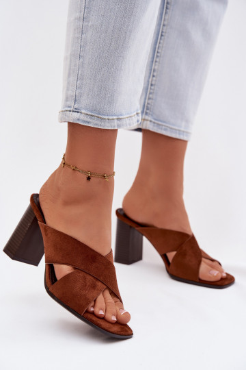Denessa Damen Slipper mit Absatz in Braun