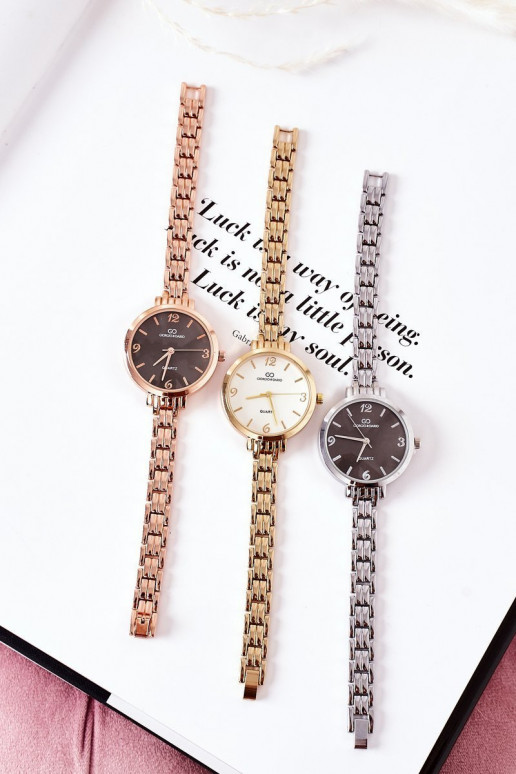 Betrachten Am Armband Giorgio&Dario goldene Farbe