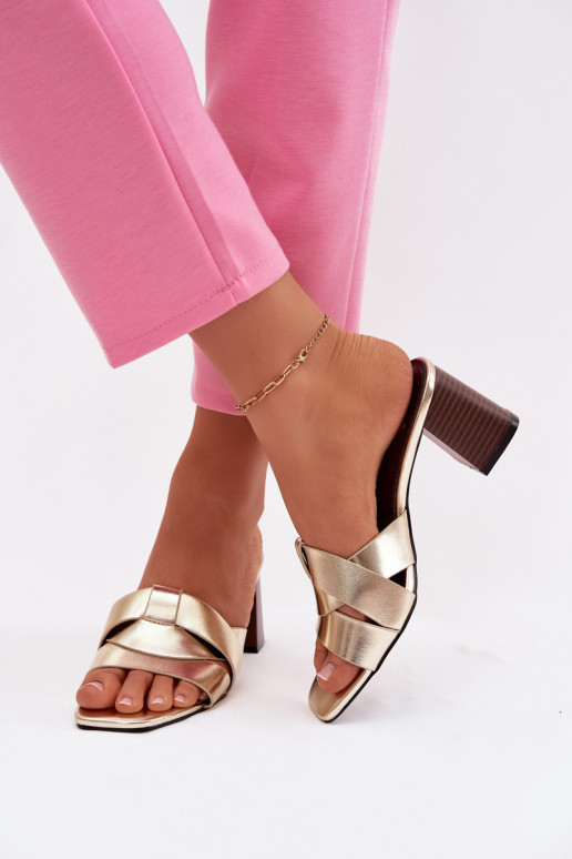 Damenhausschuhe mit Absätzen mit Streifen Eko Haut goldene Farbe Corivelle