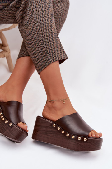 Damenhausschuhe Auf einem Keil und Plattform Ze goldene Farbemi Stollen CzekoladoZue Farinelle