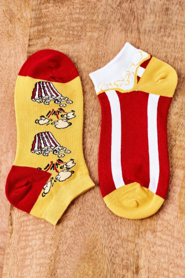 Socken ein Paar verschiedene Designs mit Popcorn Gelb --rote Farbe