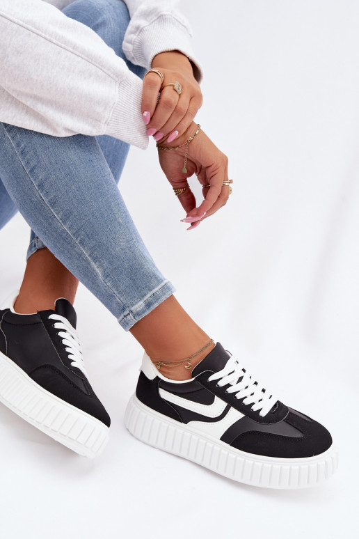Sneakers Stilvollllschuhe Feminin mit einer Plattformaus Öko-INildlederu schZuarze Farbe Cadrina