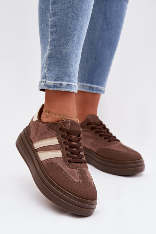 Sneakers Stilvollllschuhe Feminin mit einer Plattform braune Farbe Galleria