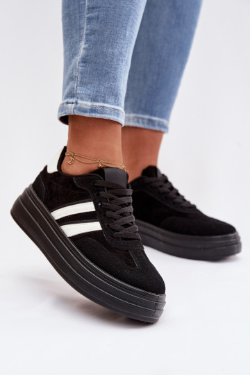 Sneakers Stilvollllschuhe Feminin mit einer Plattform schZuarze Farbe Galleria