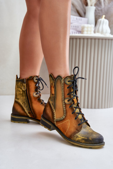 Haut Damenstiefel mit breiten Absätzen Es mussciejka 06719-07 gelbe Farbe