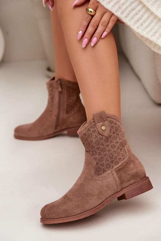 Damenstiefel mit breiten Absätzen mit durchbrochenen Elementen S.Barski HY61-8025 braune Farbe