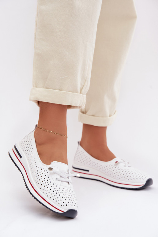 Haut mit durchbrochenen Elementen Schuhe Feminin S.Barski LR61-7044 Zueiße Farbe