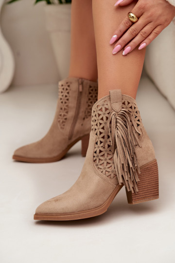 Leder-Booties im Cowboy-Stil für Frauen mit Absätzen und Fransen in Sand Calissey