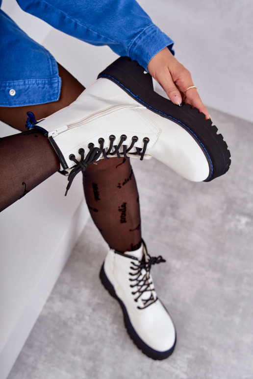 Feminin mit Riemen Kastanienbraune Damenschuhe Zueiße Farbe Callie