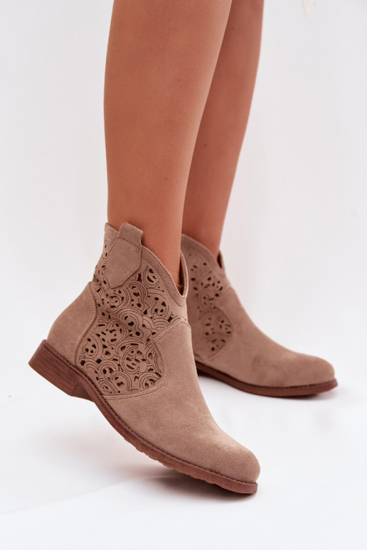 Ajourierte Damen-Stiefeletten mit breiten Absätzen S.Barski HY61-8026 sandfarbene Farbe