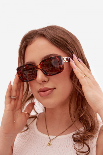 Damen Sonnenbrille mit goldenen Details in brauner Farbe 2