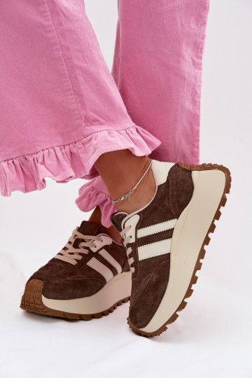 Veloursleder Sneakers mit Plateausohle D&A GR61-5986 in Schokoladenfarbe 2
