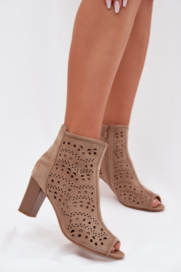 mit durchbrochenen Elementen Damenstiefel Ausgeschnitten Beige Ilavette 2