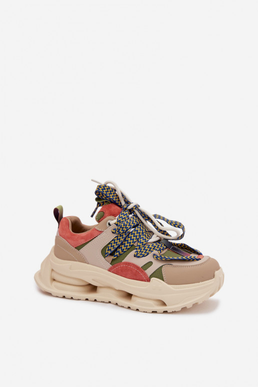 Haut Sneakers Stilvollllschuhe Feminin mit einer Plattform D&A CR61-3133 Beige