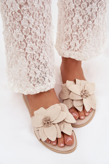 gleichschenklig Damenhausschuhe Mit Dekorationeni mit floralen Motivenami elfenbeinfarbe Elzoria