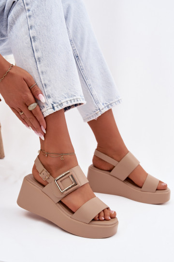 Damensandalen mit einer Plattform Mit Dekorationen Detalem Beige Nelira