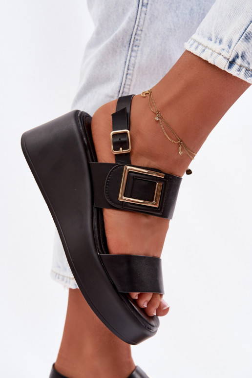 Damensandalen mit einer Plattform Mit Dekorationen Detalem schZuarze Farbe Nelira